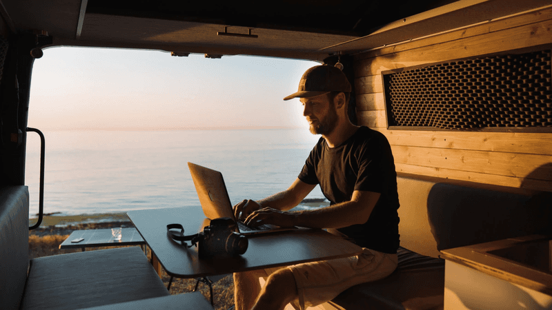 working-off-grid-in-an-rv