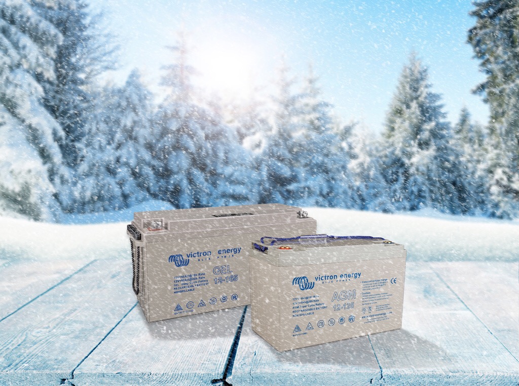 Аккумулятор зима. Упаковка для перевозки батареек в зимнее время. Less Energy available due to Cold Battery.