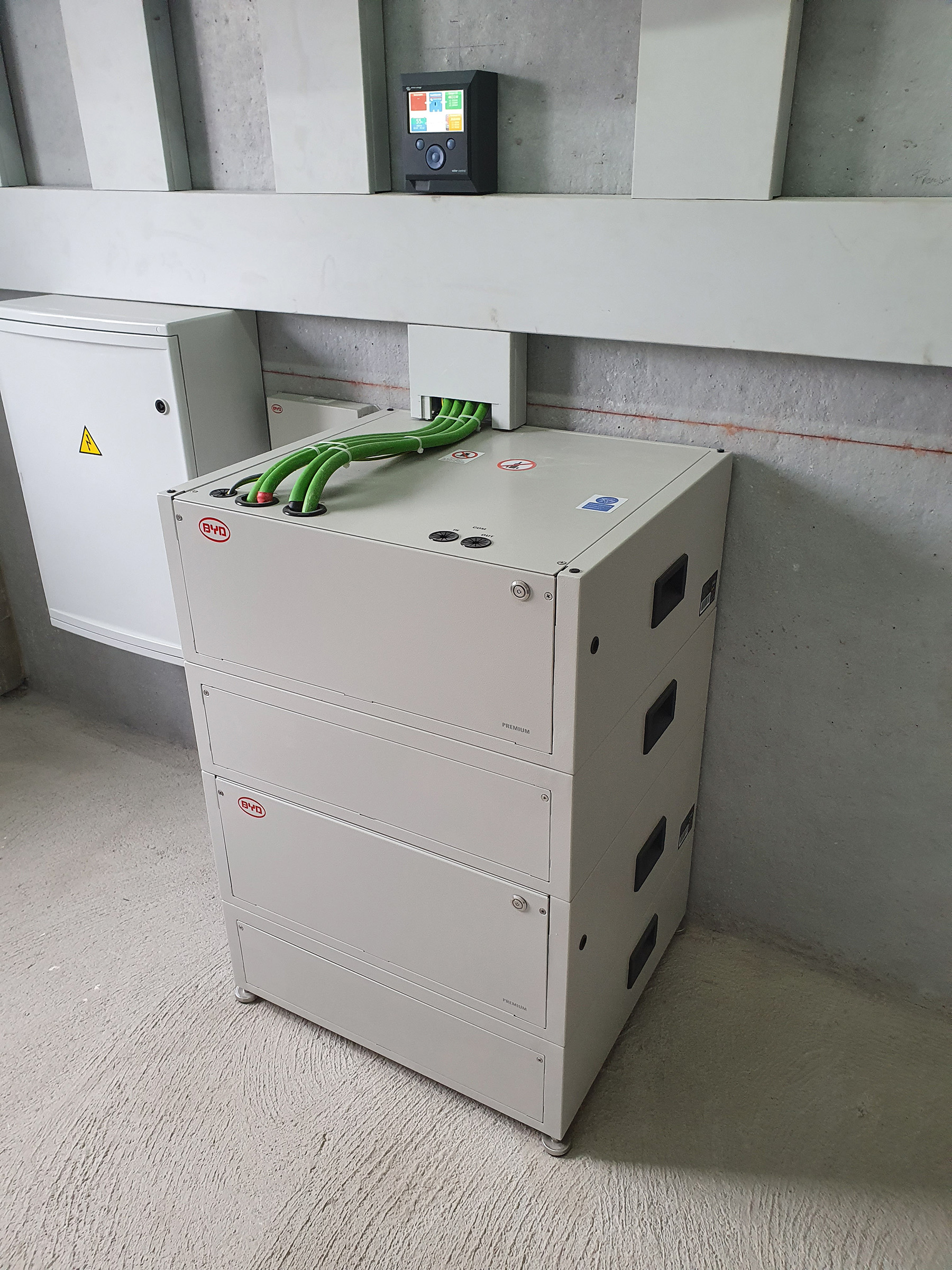 BYD Battery Box Premium LVL installation - Victron Energy