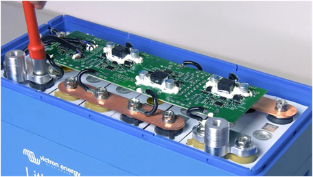 Lithium_circuit_board_replacement_-_Step_1_and_8.png